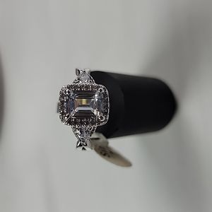 Fragrant jewels clear Swarovski ring